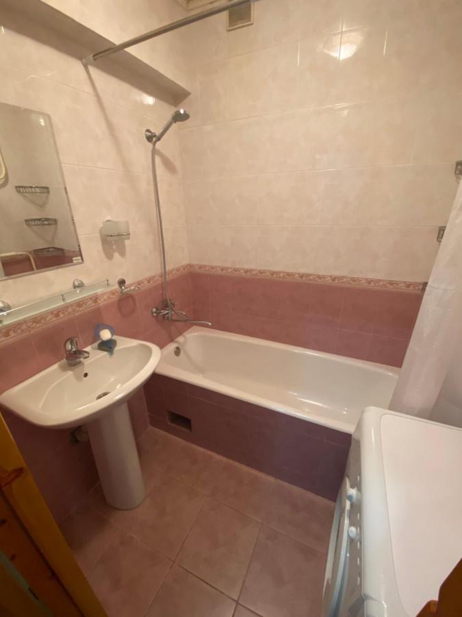 Апартаменты У Парка Голубые Купола И Цум Apartments At Blue Dome Park Tasjkent Eksteriør billede